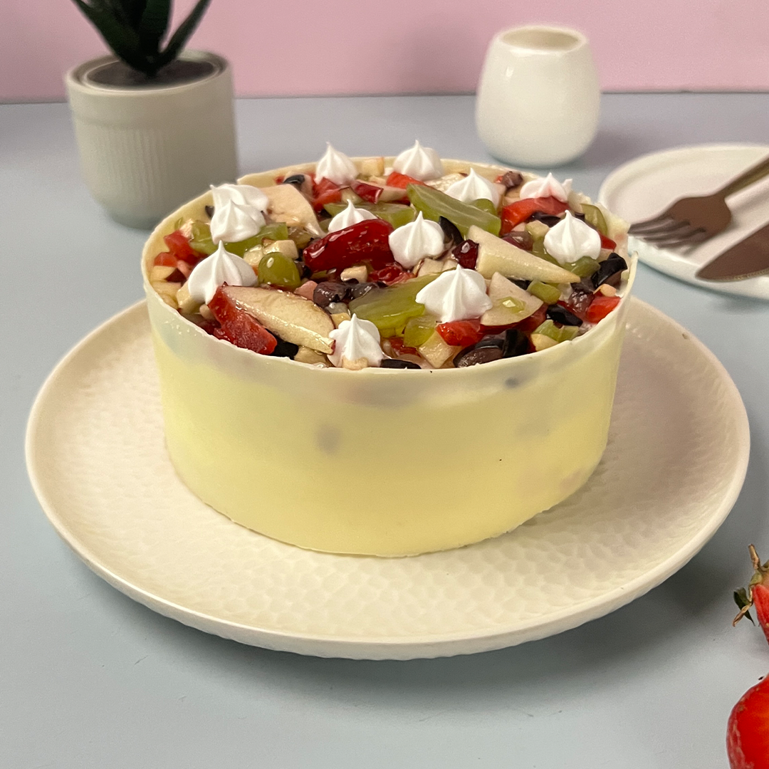 Wanna Party Fresh Fruit Cake 1/2 Kg