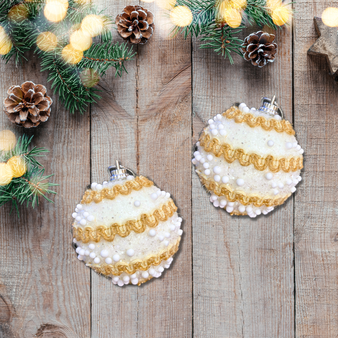 Christmas Tree Ornaments Vintage Snow Balls - Set of 2