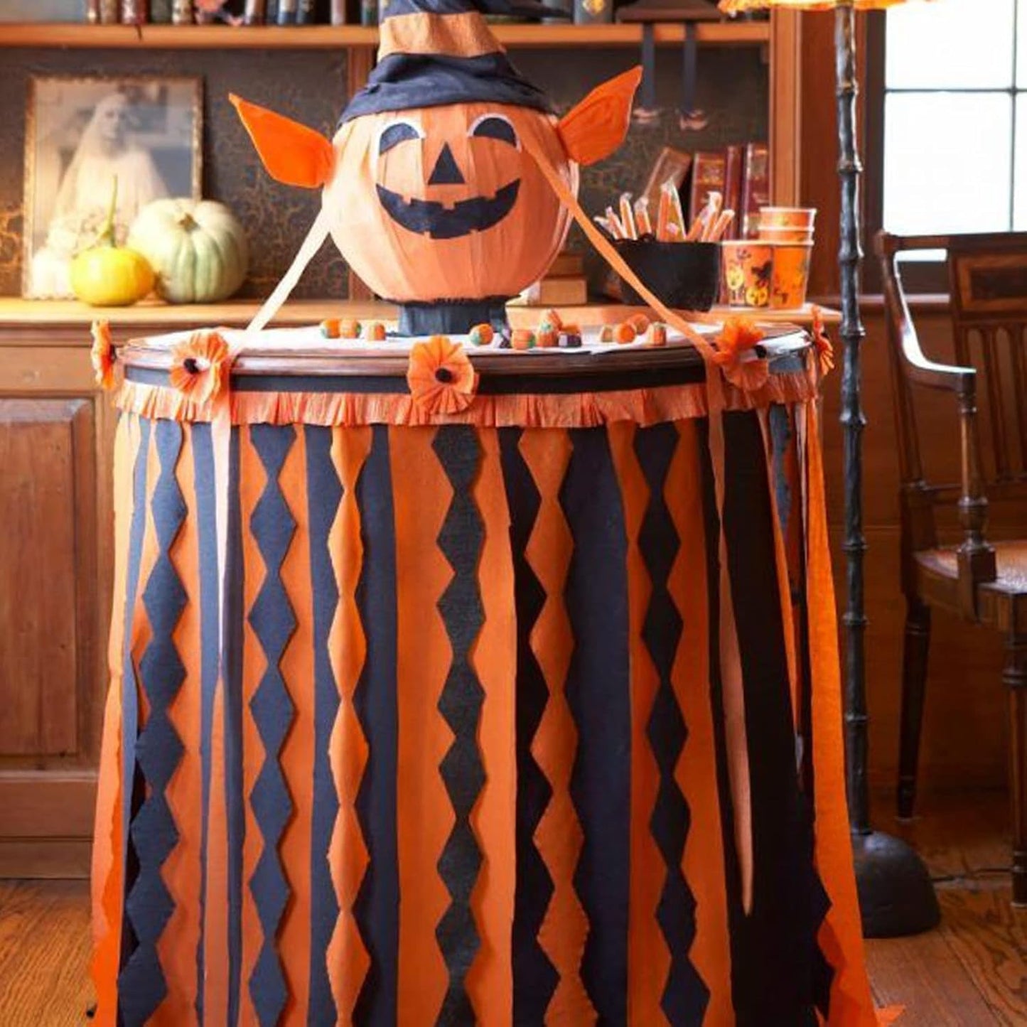 Crepe Streamers Orange - 4PC