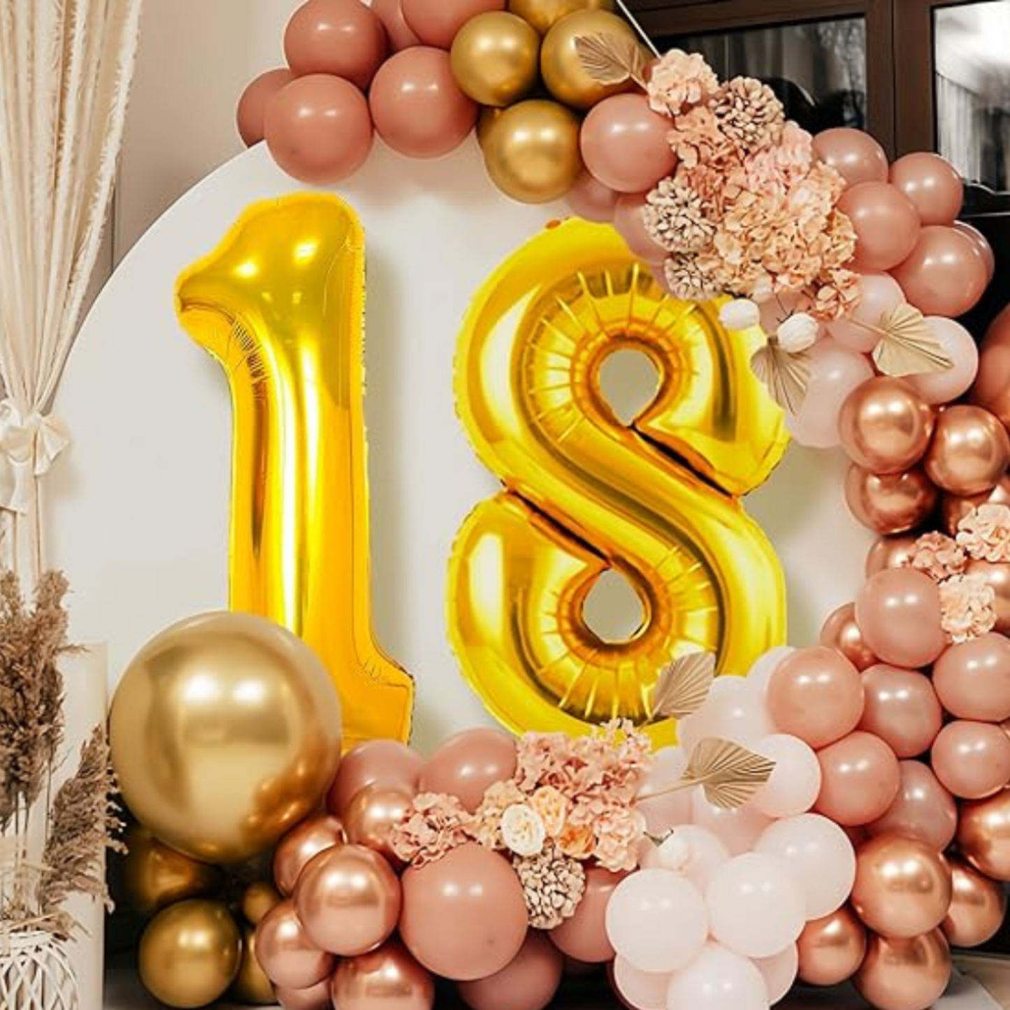 Numerical 8 18" Golden Balloon