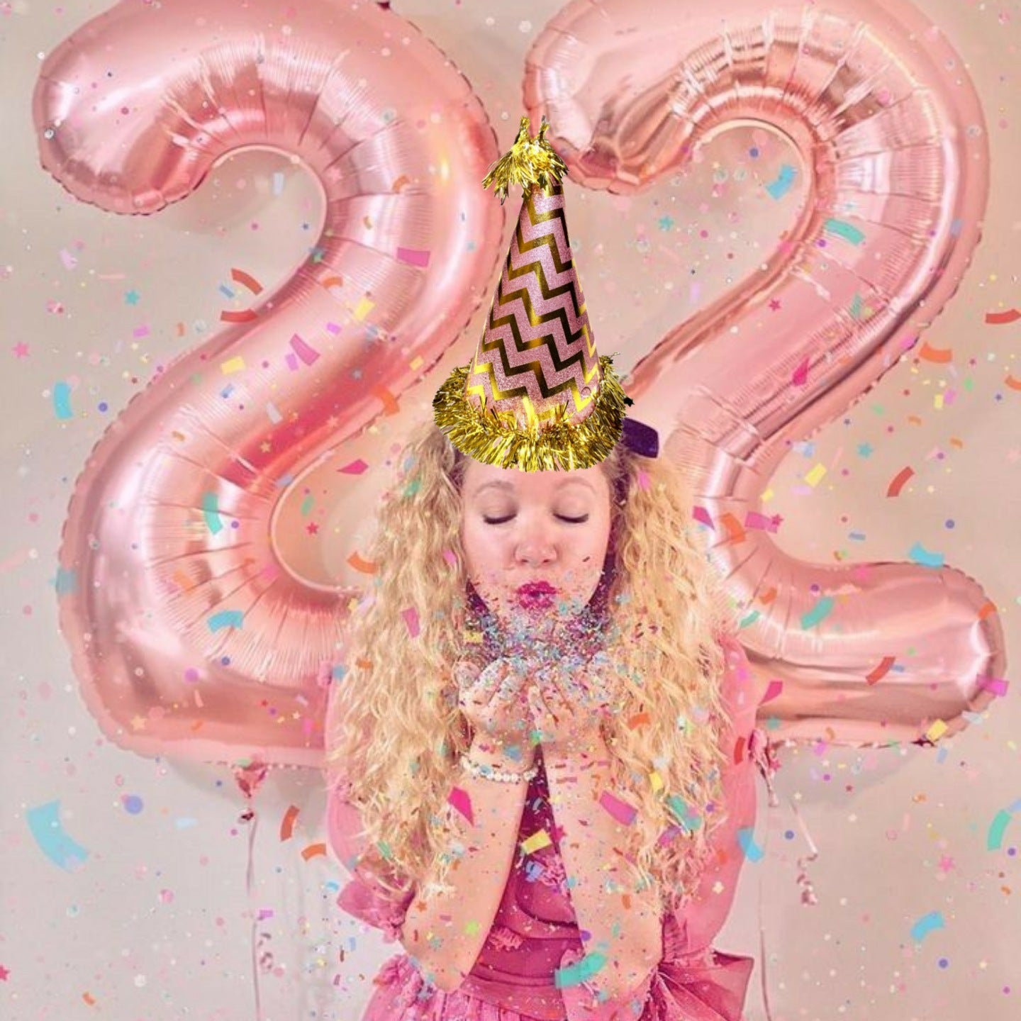 Pink Hat w/Star Swirl Bottom