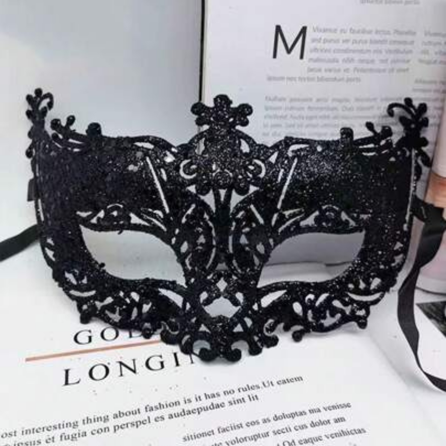 Glitter Fashion Eye Mask Black - 1PC