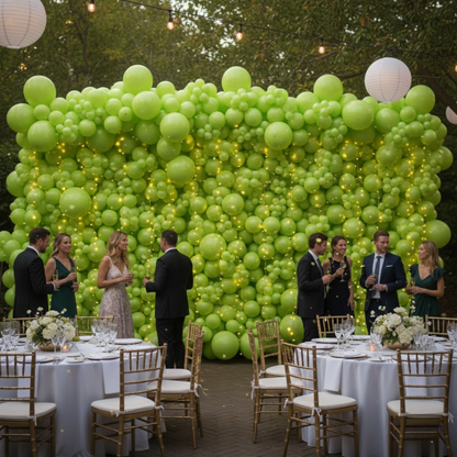 Balloon in a Can Light Green Latex Balloons (Pack of 20)