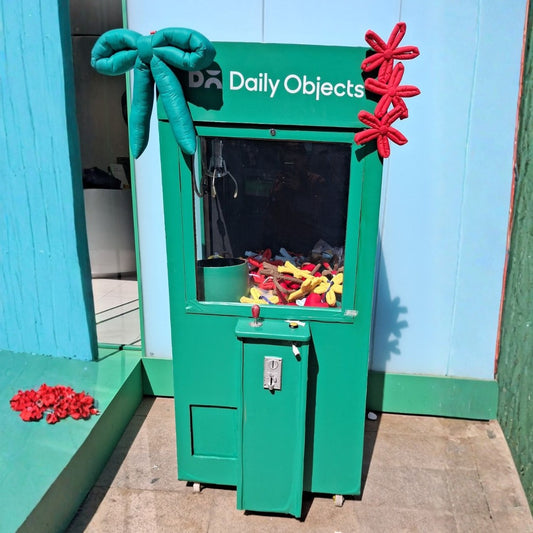 Exciting Claw Toy Catcher Arcade Game for Rent
