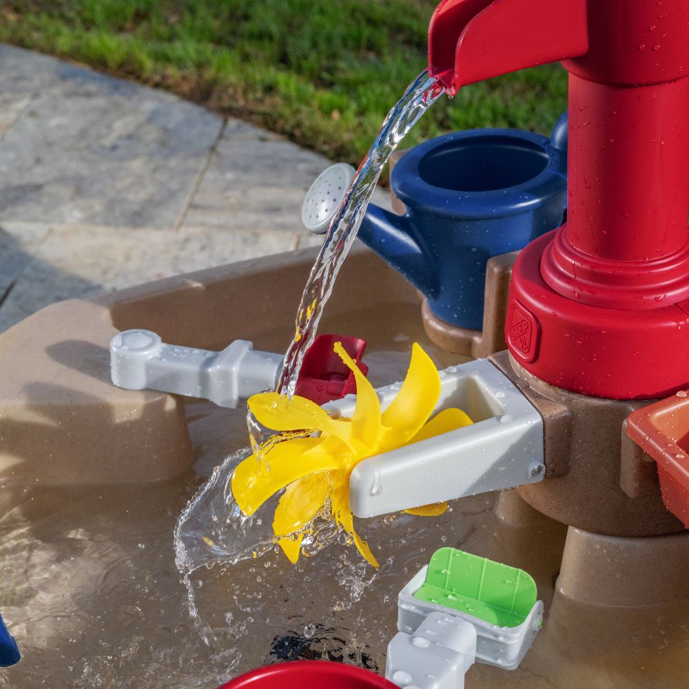Pump & Splash Discovery Water Table by Step2 — kids activity toy for outdoor play and birthday gifts - image 4