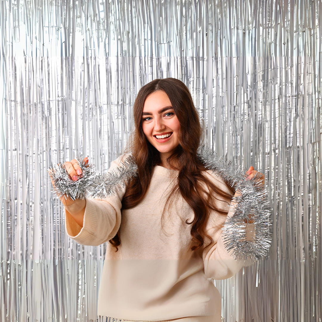 Silver Ceiling Curve Decoration - 15FTX 1 FT